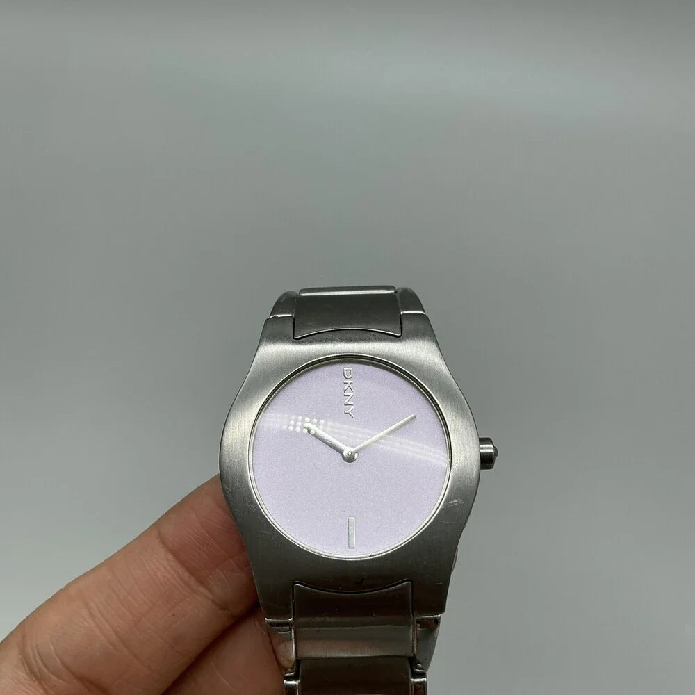 DKNY Womens Watch 32mm White Dial Stainless Steel Bracelet New Battery 6.75